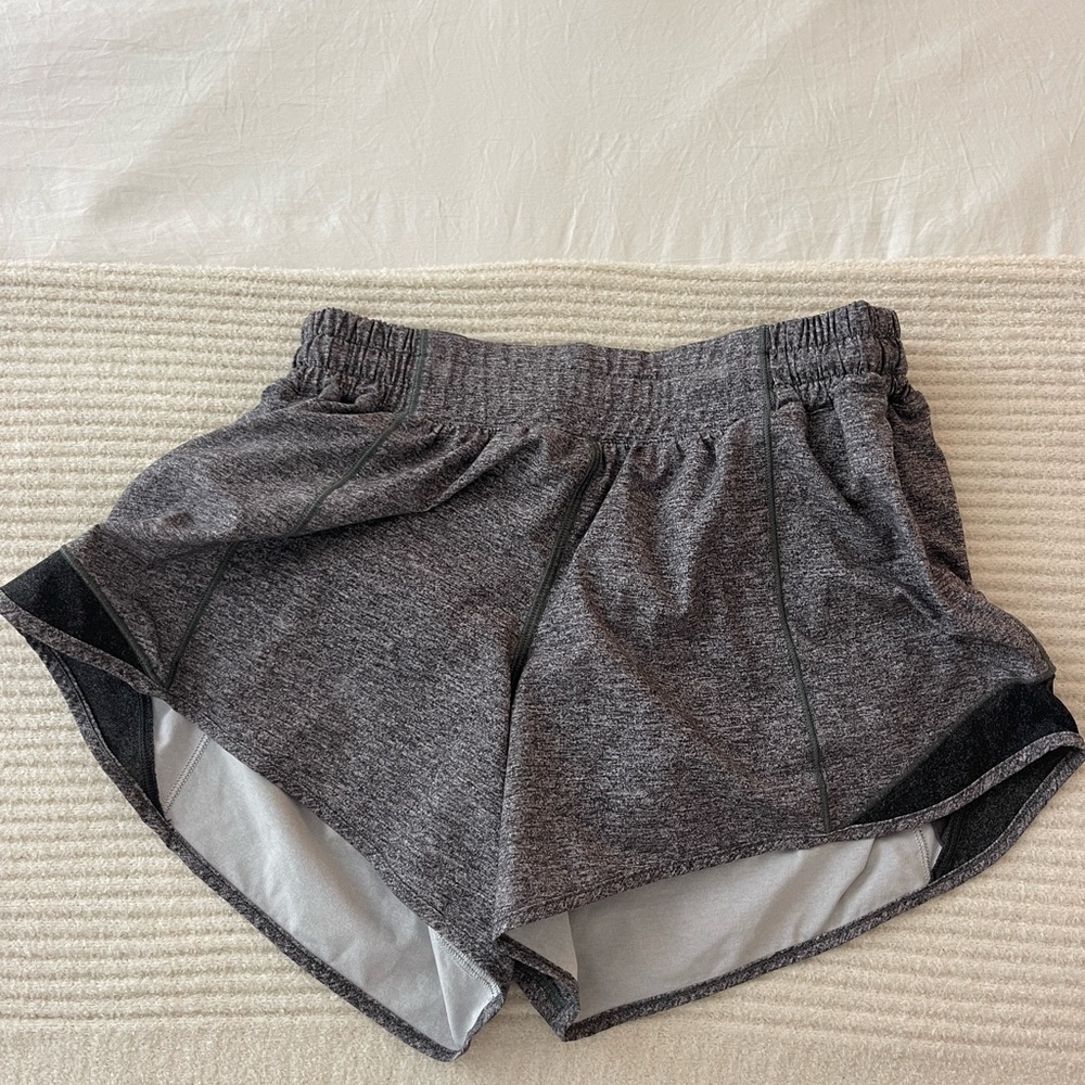 Lululemon Hotty Hot 4” Grey Shorts size 6